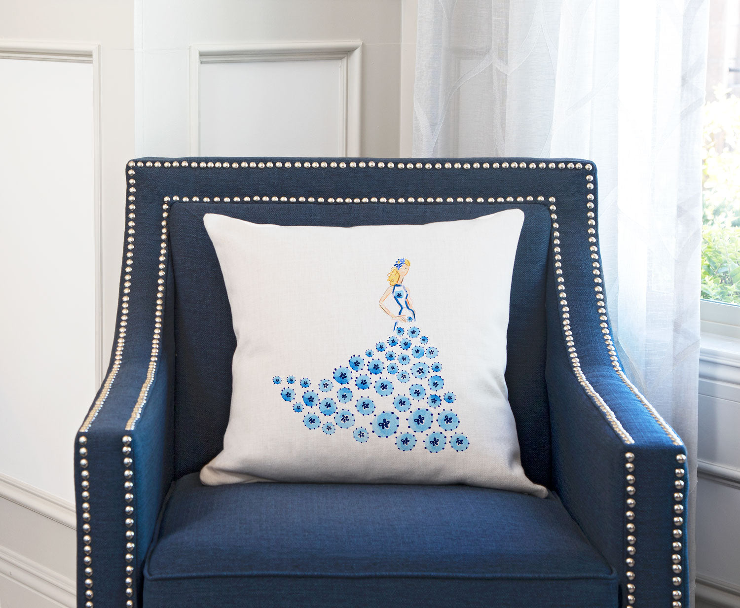 Fashionista Blue Throw Pillow Cover - Fashion Illustrations Throw Pillow Cover Collection-Di Lewis