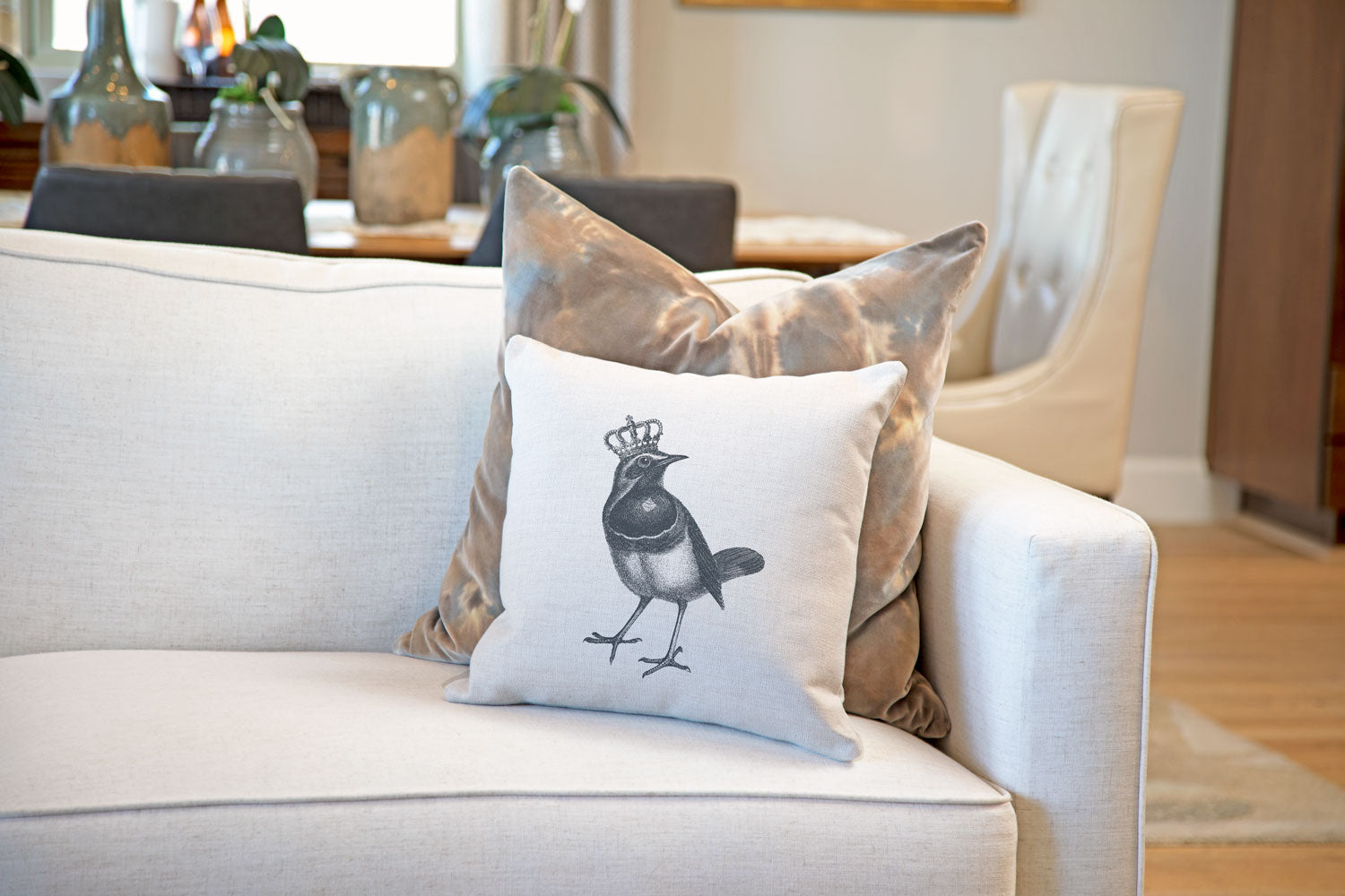 The Royal Robin Throw Pillow Cover - Animal Illustrations Throw Pillow Cover Collection-Di Lewis
